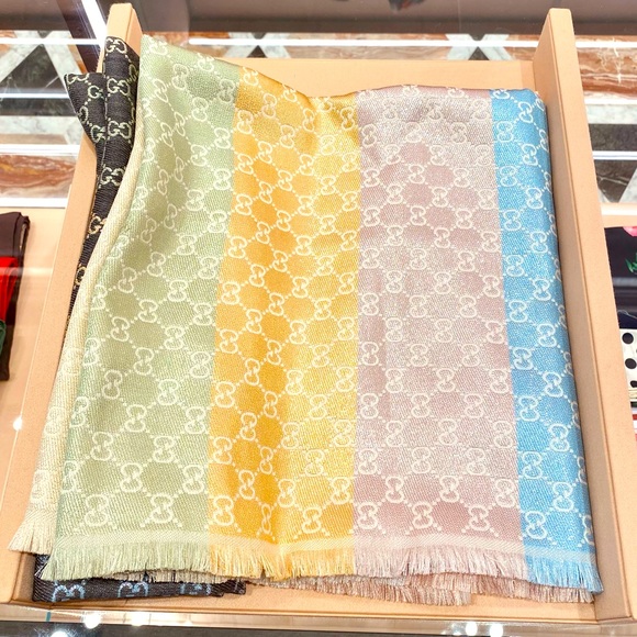 Gucci Silk Wool Shawl - Picture 3 of 10